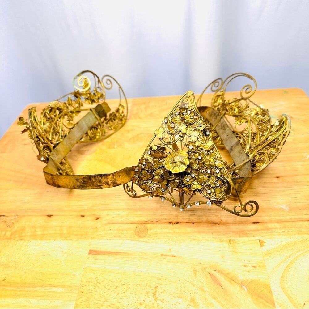 Balinese Gold Filagree Floral Ornaments – For Jewelry, Costume, or Home Decor